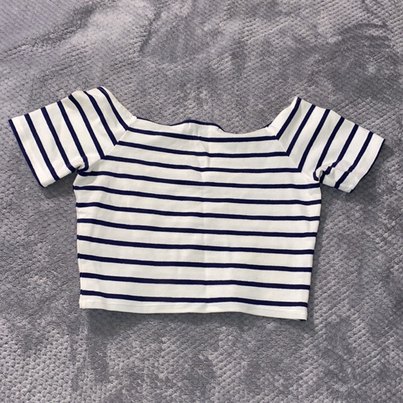 Forever 21 Striped Crop Top Size Small - Picture 3 of 3